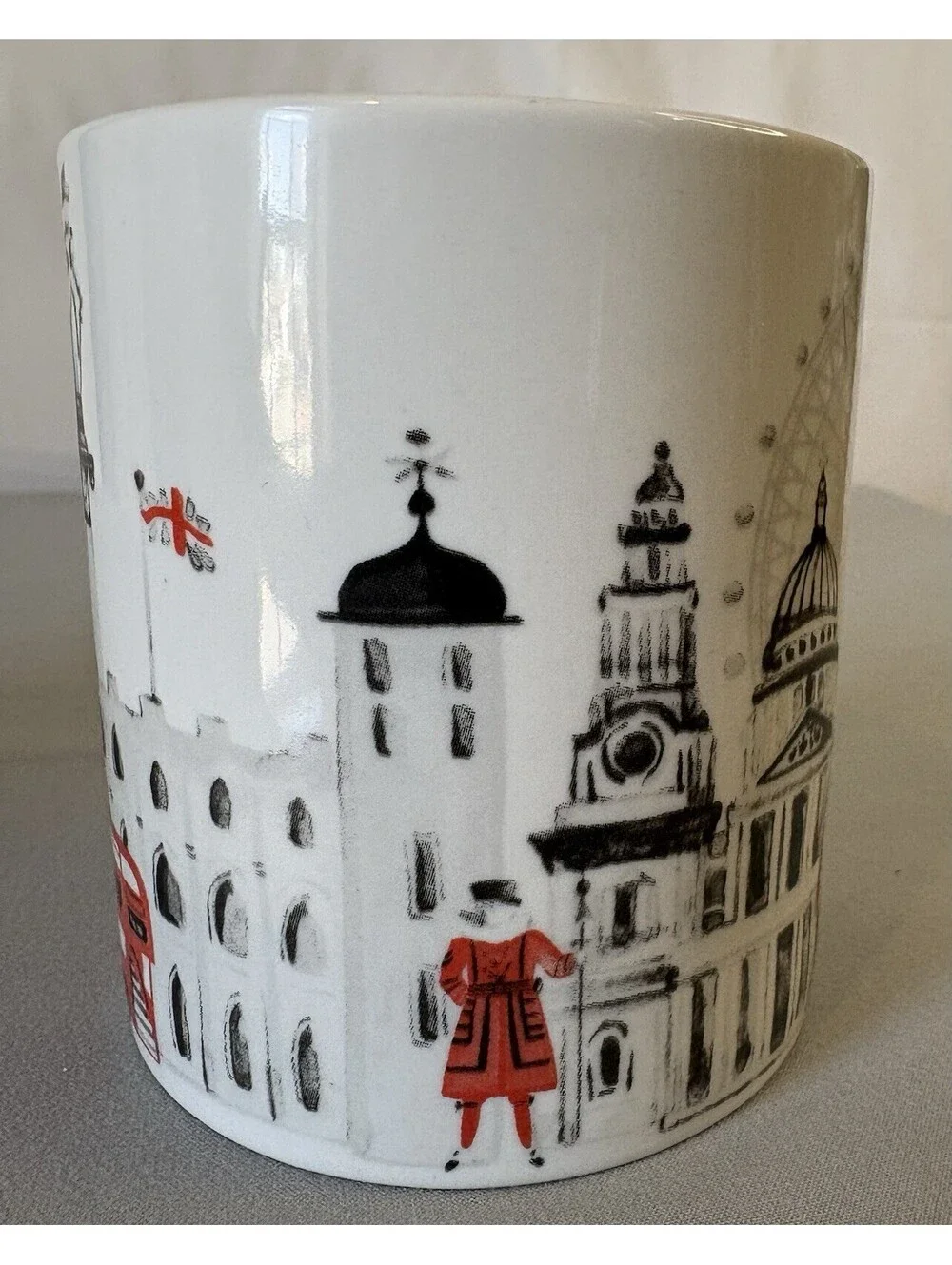 Queens London England Souvenir Mug Big Ben Red Bus Union Jack Coffee Cup